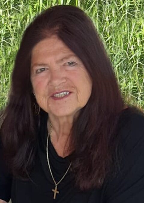 Anna Hadolt